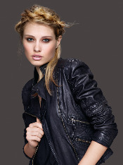 Прически с косами