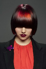 Стрижка боб с креативным окрашиванием