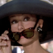 Актриса Одри Хепбёрн в очках Ray Ban Wayfarer, фильм Завтрак у Тиффани, 1961 год