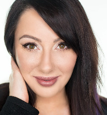 Вариация делового макияжа с акцентам на глаза.