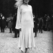 Актриса Лор Жарни в платье Вионне с ассиметричным подолом 1924 г.