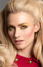 Модный яркий макияж в желтой гамме