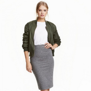 Юбка-карандаш: многолика и практична