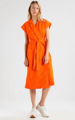 Модный цвет 2018 - оранжевый. Платье Mads Nørgaard