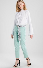 Модный цвет 2018 - пастельные оттенки. Брюки Guess