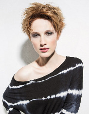 Взъерошенные короткие прически 