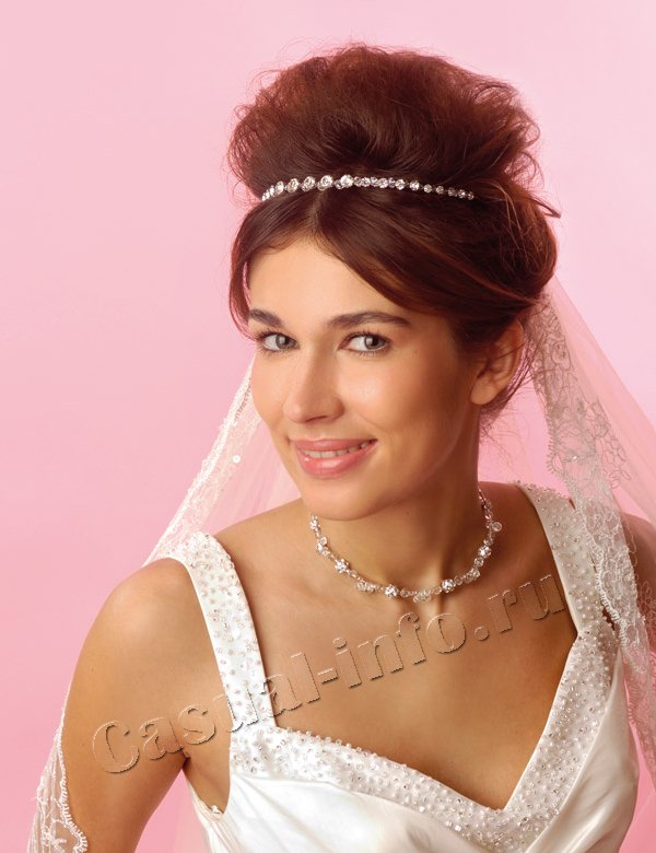 Свадебные прически с фатой