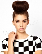 Высокий пучок на длинные волосы в стиле 60-х