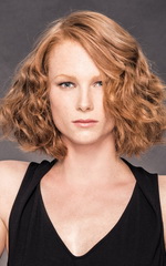 Модные прически на средние волосы с волнистой текстурой Модные прически на средние волосы с волнистой текстурой