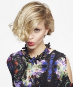 Прически. Небрежность и объем фото