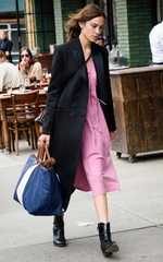 Стиль Алексы Чанг