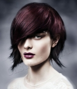 Стрижка удлиненный многослойный боб